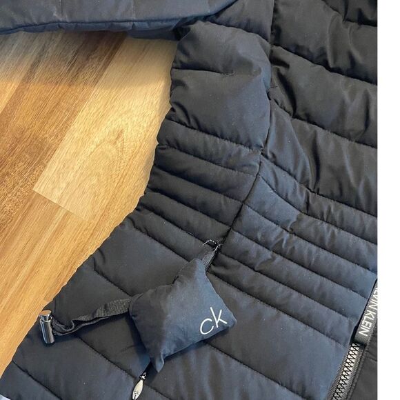 Calvin Klein Short Stretch Packable Coat - Picture 7 of 8